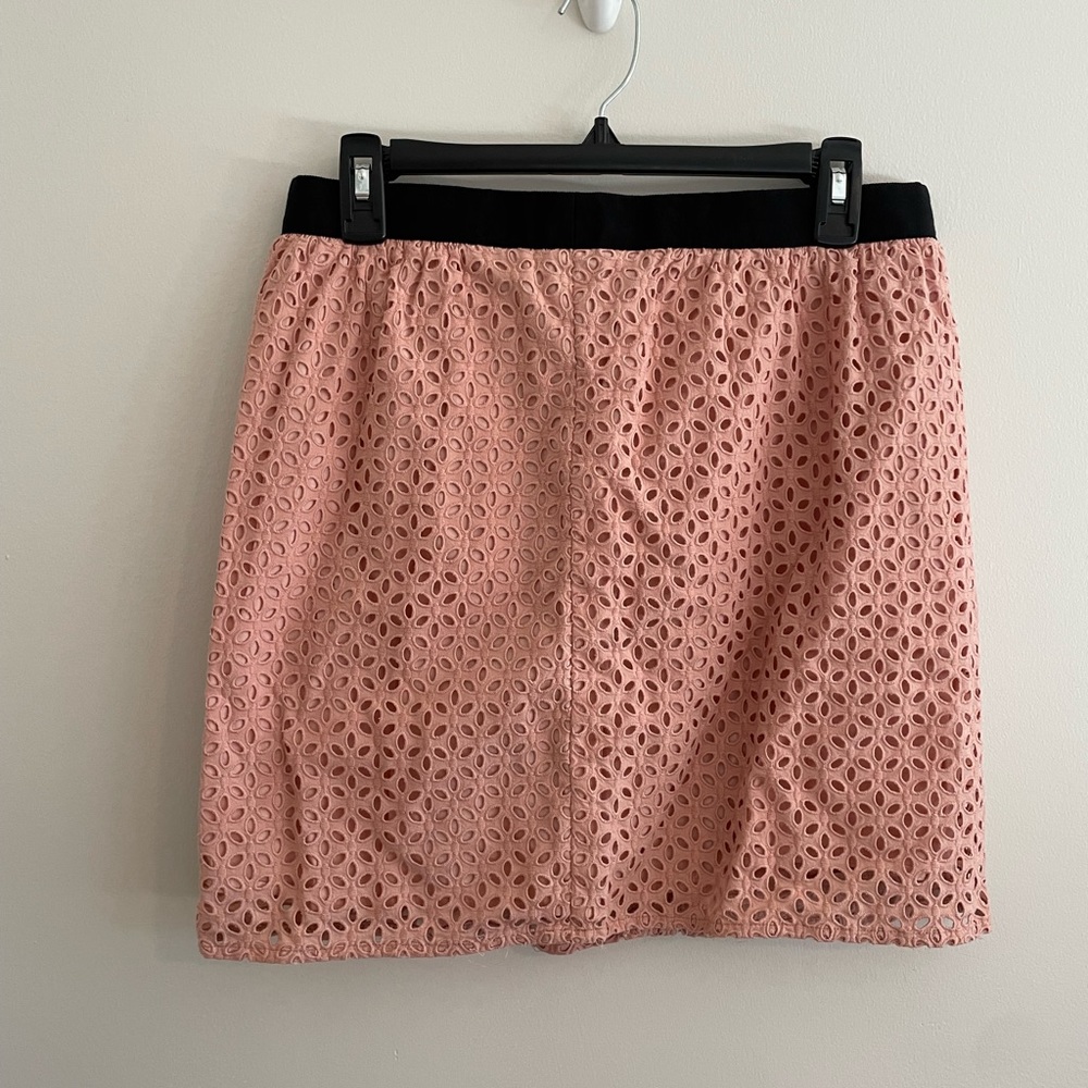 LOFT Pink Skirt with Black Waistband (size: 8)
